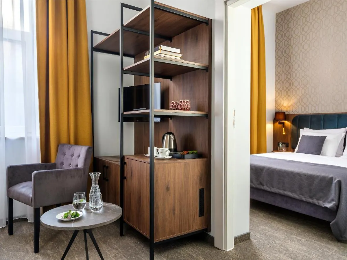 Apartahotel Old Market Residence Cracovia Polonia